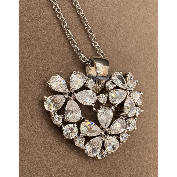 Vintage Nolan Miller Glamour Collection True Love Heart Floral Crystal Necklace - Picture 4 of 7
